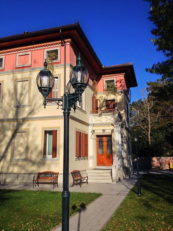 פורטוגרוארו Villa Delle Rose מראה חיצוני תמונה